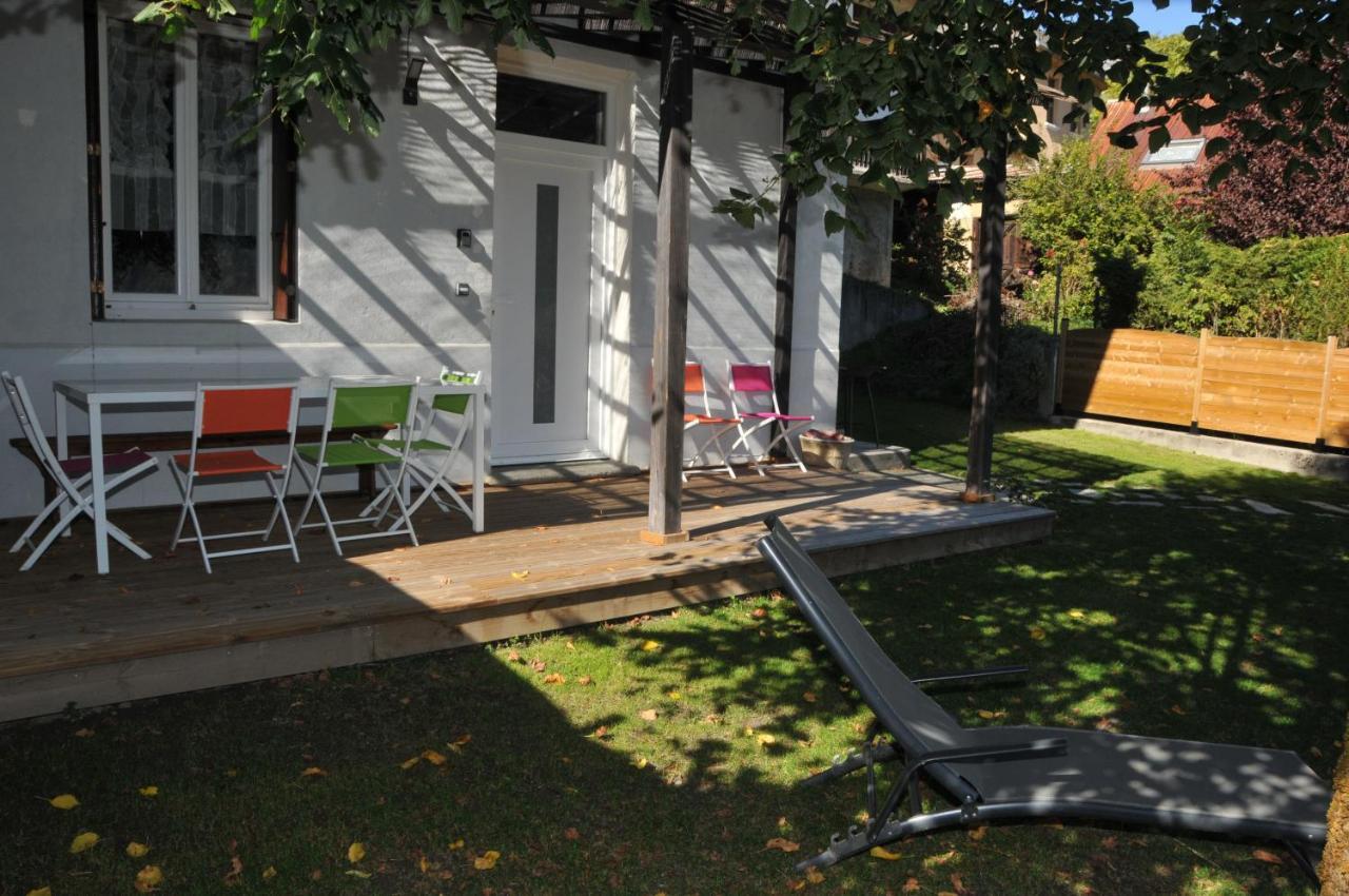 Gite Du Cafe Truchet Saint-Pancrace  Exterior photo